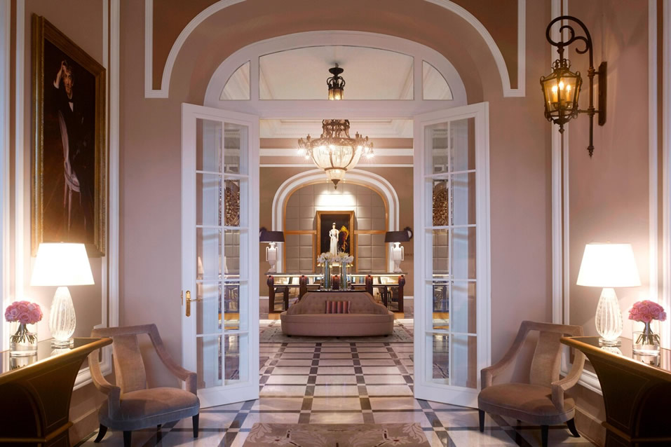 Hotel Maria Cristina Main Entrance Hotel Maria Cristina Main Entrance